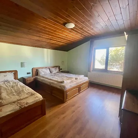 къща за гости елена Villa Tsigov Chark
